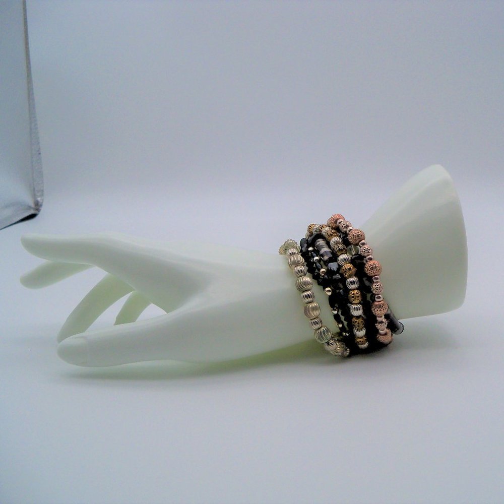 Handmade Stretchy Metal and Glass Bead Bracelet Set - Picture 7 of 11